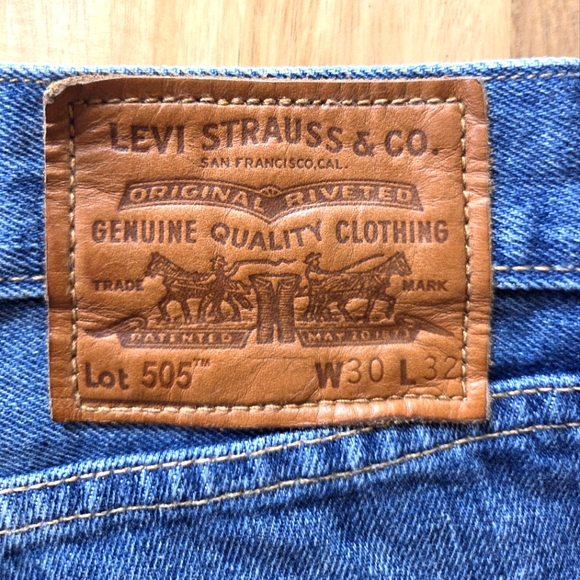 Rare, Levi's 505 Made in USA Jeans with Tokyo Flagship Embroidery, 30" x 32" - Picture 7 of 13